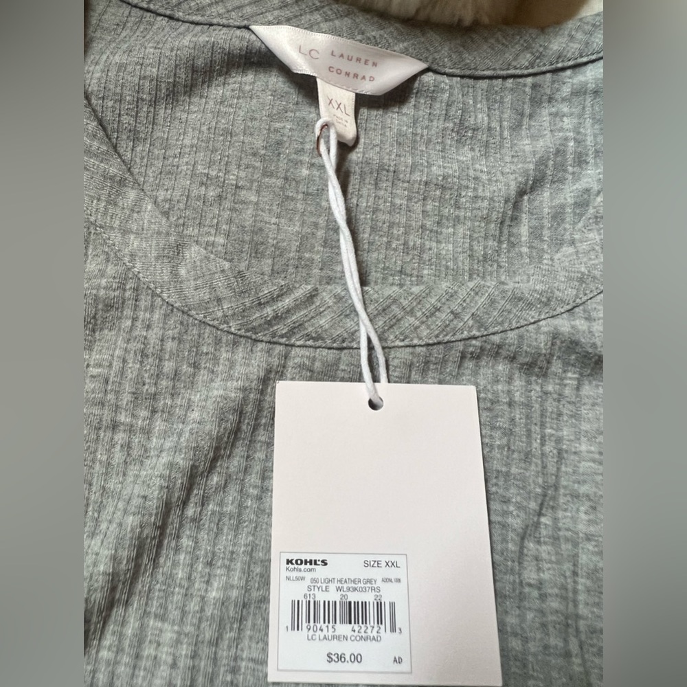Lauren Conrad LC xxl new top grey